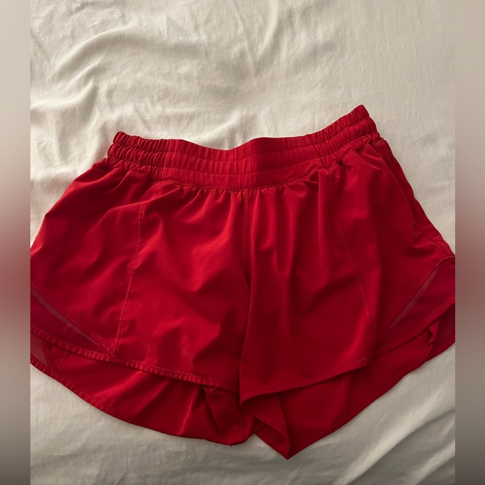 lululemon Hotty Hot High-Rise Lined Short 4"